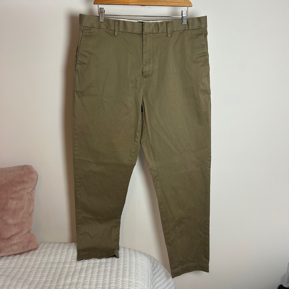 Banana Republic Mason Athletic Tapered Fit Chinos Olive Khaki Green 36x32